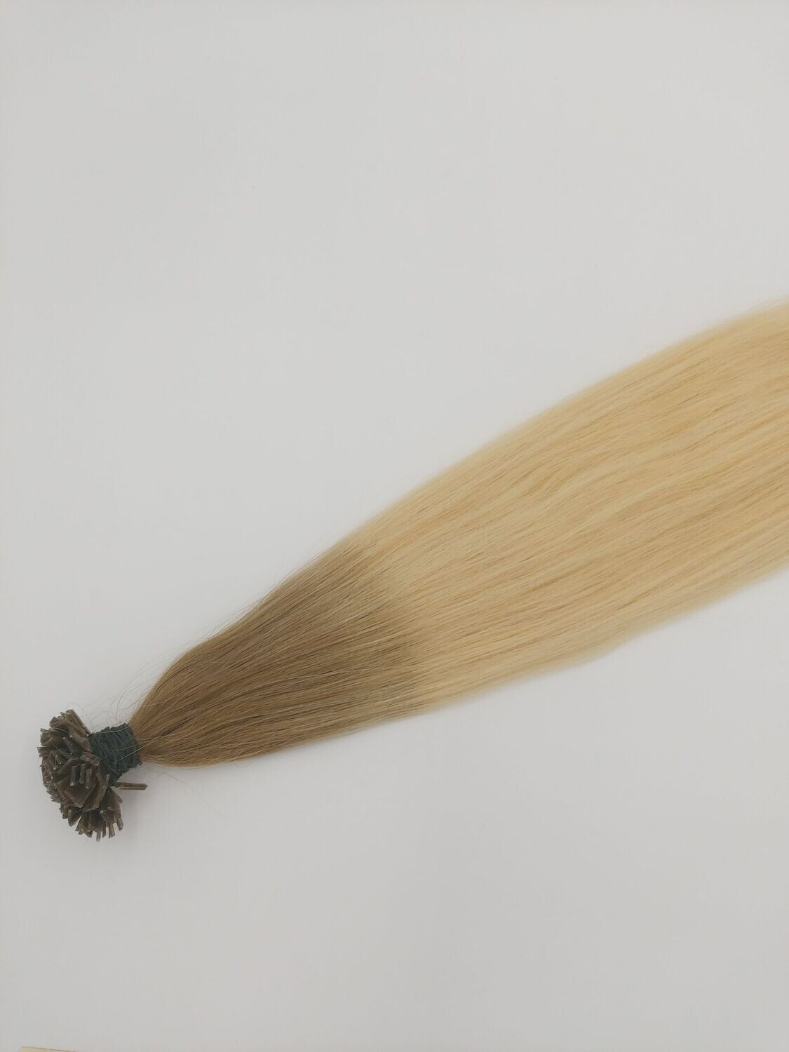 Extensions Osteuropäisches Echthaar Dunkelblond auf Goldblond