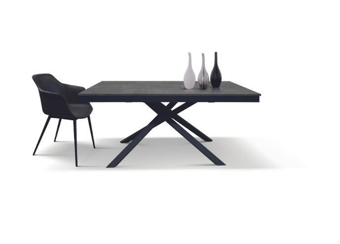 Tavolo Allungabile con base in metallo e piano laminato Acciaio Ossidato
