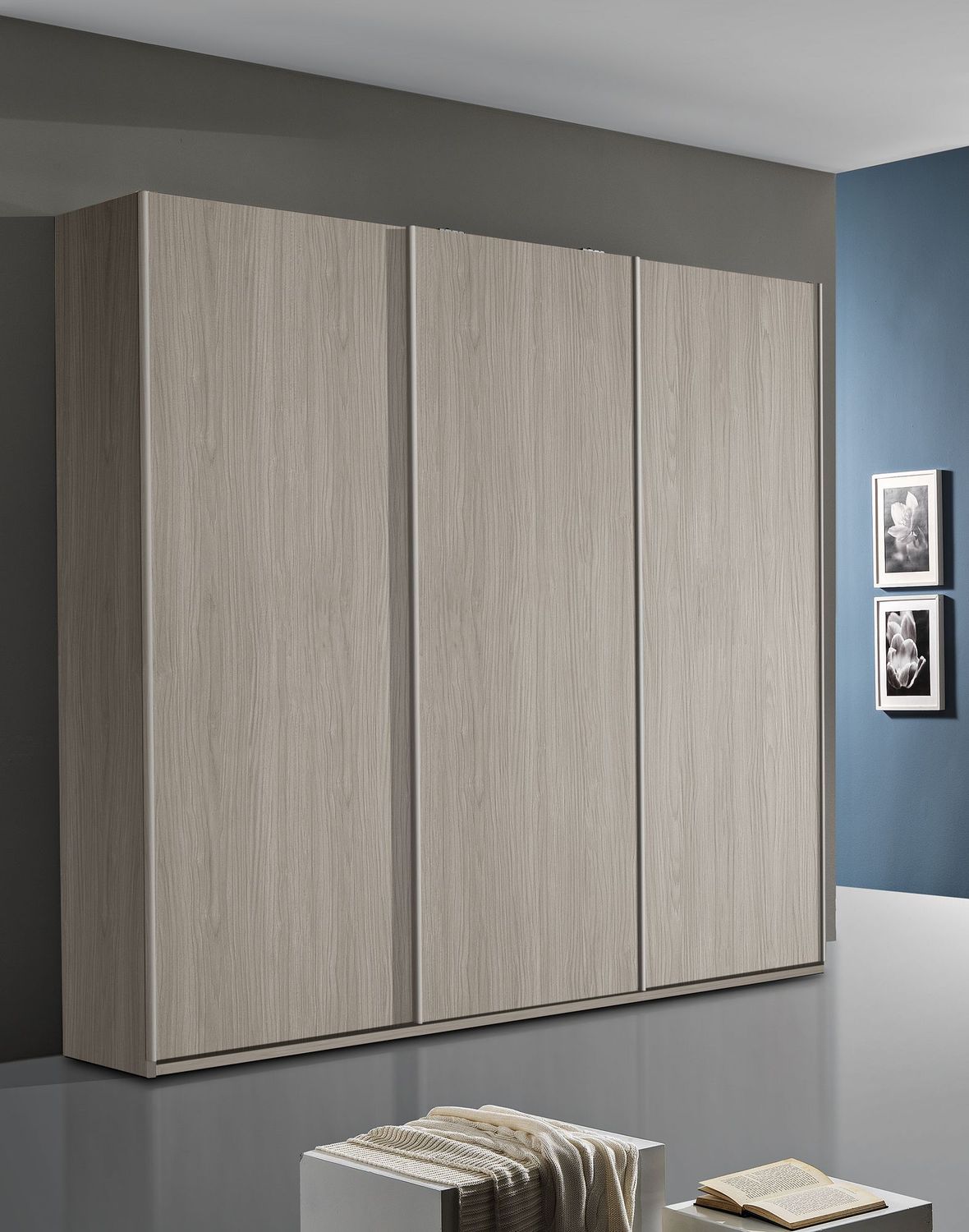 Armadio 3 Ante Scorrevoli in Laminato Colore Olmo