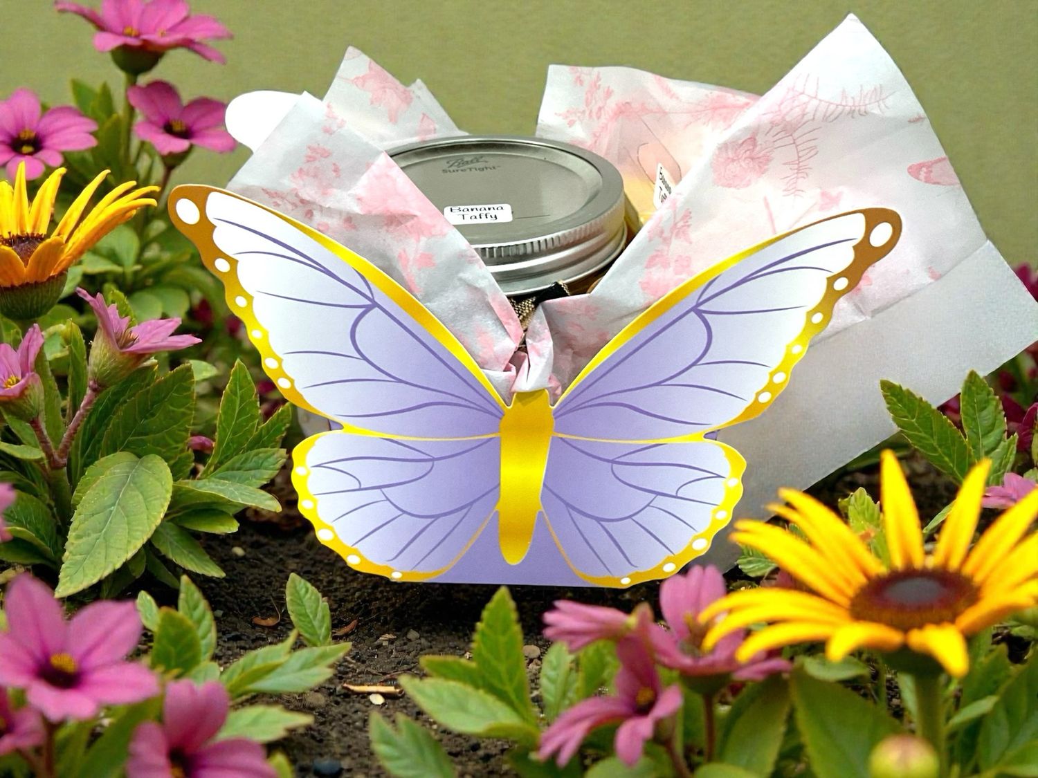 6.) Butterfly Gift Set(Candle + Wax Melt)