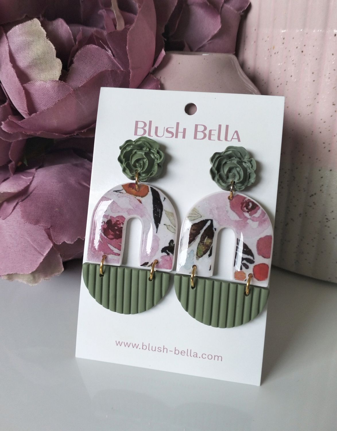 Demi with stainless steel jump rings