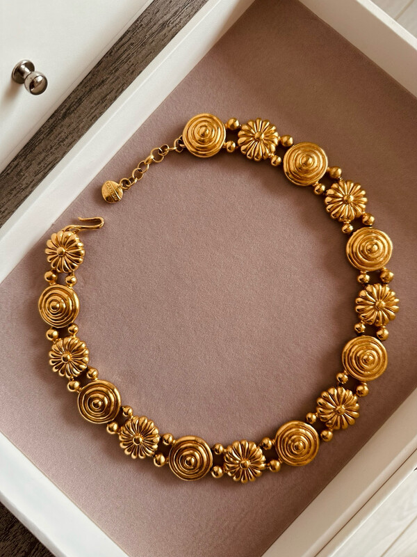 Collier De Marque Lanvin - Bijou Occasion - Or Ou Argenté ?
