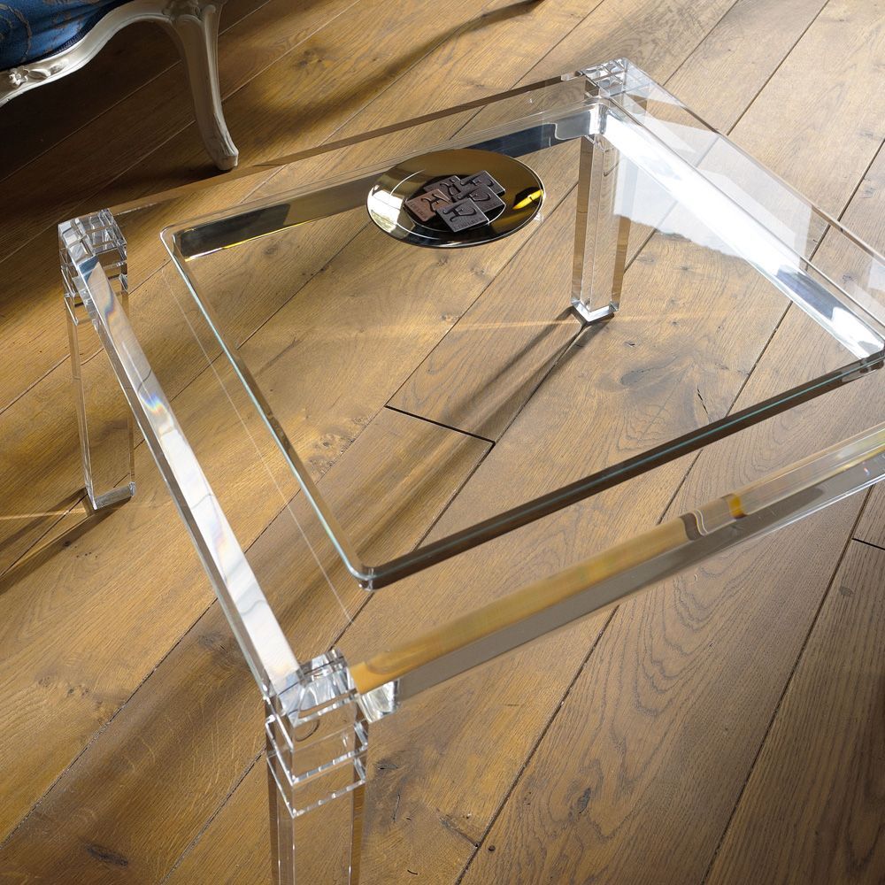 Salontisch mit Glasplatte