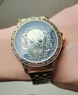Montre homme Quartz classe skull ☠️