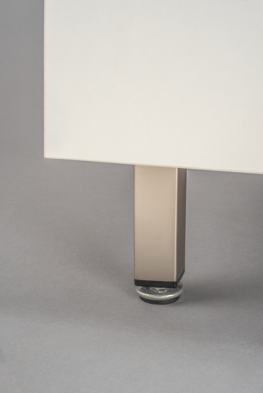 GEZA-600 Floor Standing Cabinet &amp; Basin with silver handles &amp; legs.