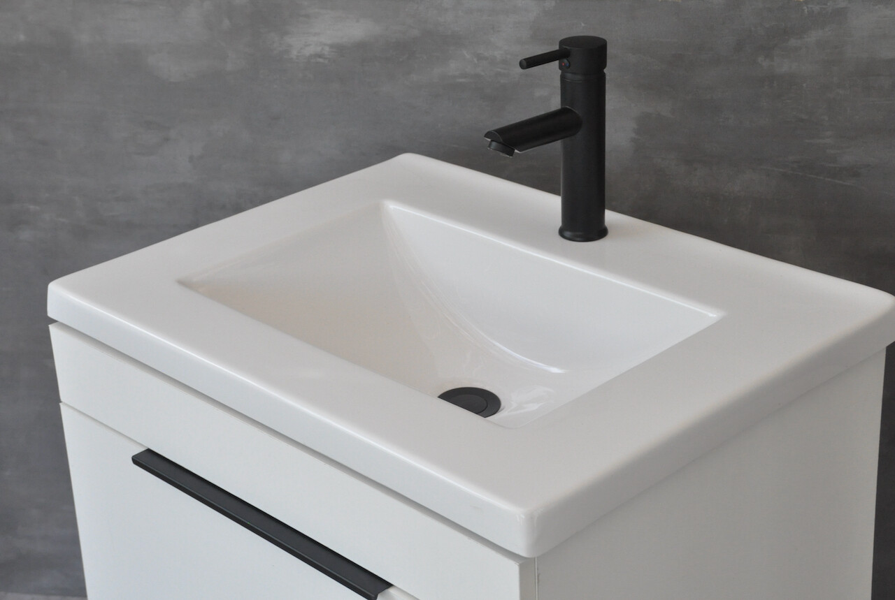 Basin Mixer Faucet 600 - Matt Black
