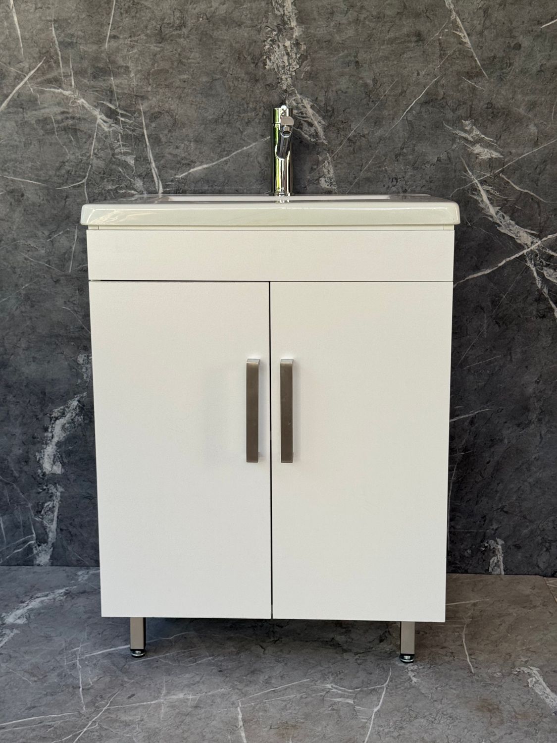 GEZA-600 Floor Standing Cabinet &amp; Basin with silver handles &amp; legs.