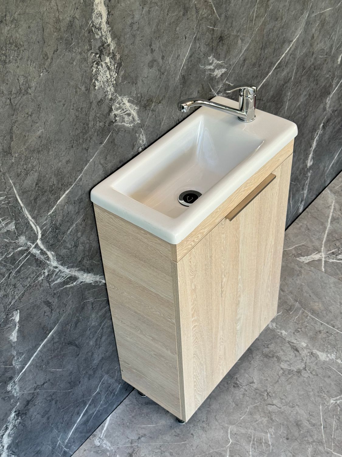ICALA-500 Floor Standing Cabinet &amp; Basin with silver handle &amp; legs.