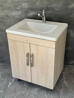 GEZA-600 Floor Standing Cabinet &amp; Basin with silver handles &amp; legs.