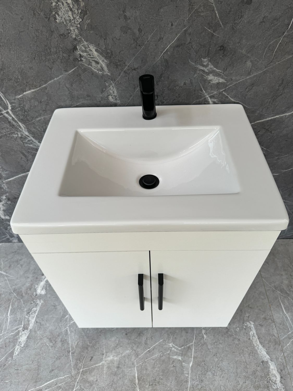 GEZA-600 Floor Standing Cabinet &amp; Basin with black handles &amp; feet.