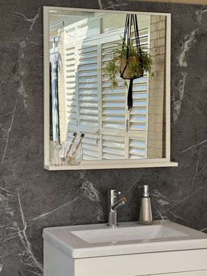 Mirror White 600 x 700