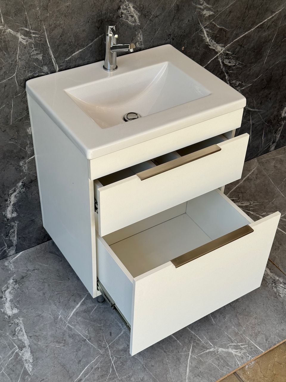 TAO-600 Floor Standing Summer white gloss Cabinet &amp; Basin with silver handles &amp; legs.