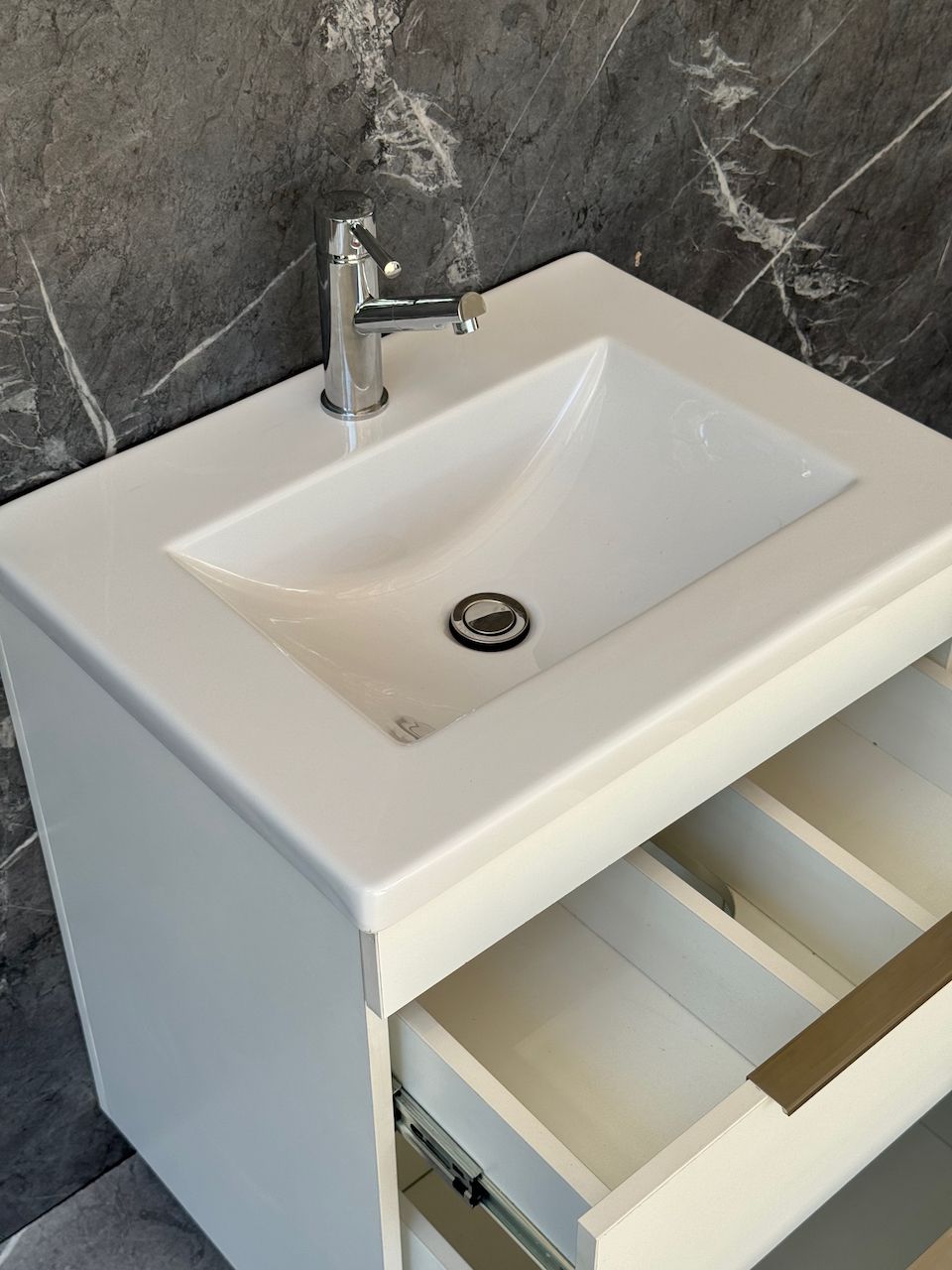TAO-600 Floor Standing Summer white gloss Cabinet &amp; Basin with silver handles &amp; legs.
