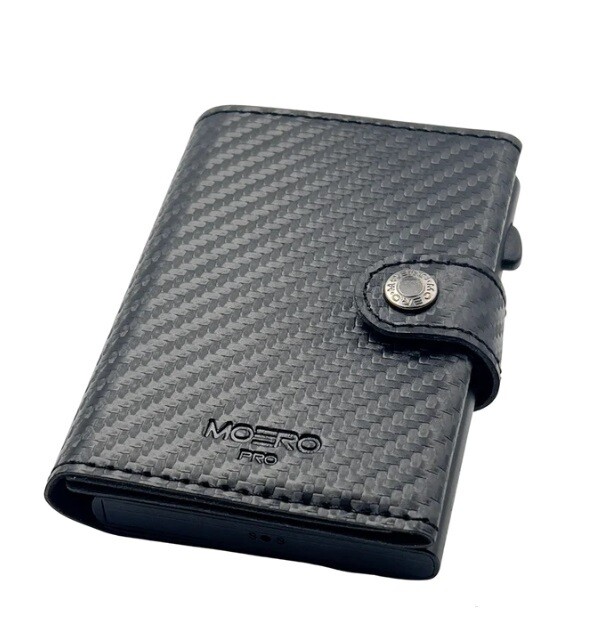Portafoglio • Moero • Plus Carbon Black Zip • Protezione RFID per carte Contactless • in Vera Pelle • Contiene fino a 10 Carte