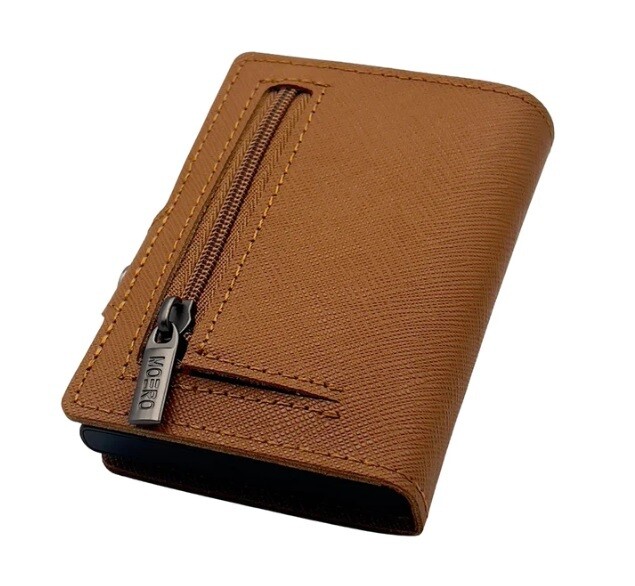 Portafoglio • Moero • Saffiano Light Brown Zip Ghianda • Protezione RFID per carte Contactless • in Vera Pelle • Contiene fino a 13 Carte