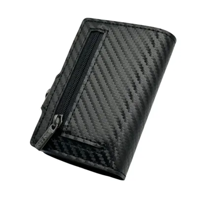 Portafoglio • Moero • Carbon Black Zip Nero • Protezione RFID per carte Contactless • Struttura in Carbonio con interni in Pelle
