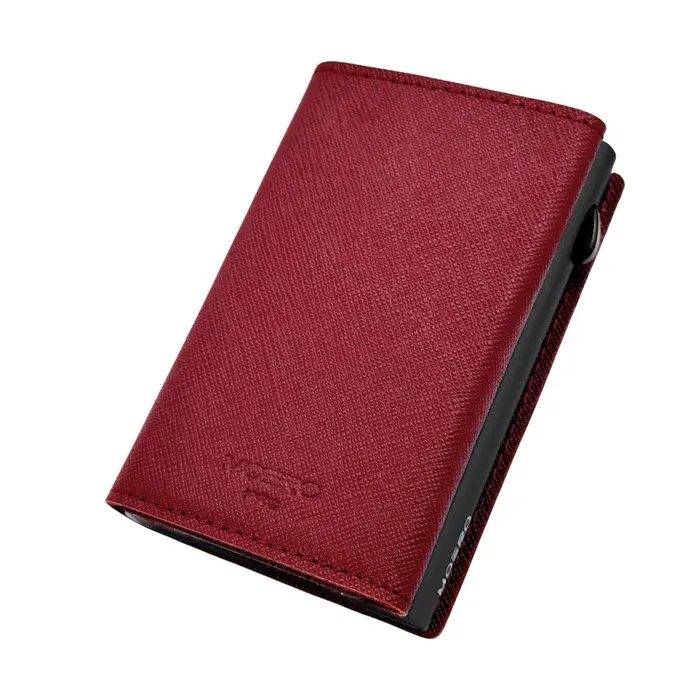 Portafoglio • Moero • Pro Saffiano Bordeaux Zip • Protezione RFID per carte Contactless • in Vera Pelle • Contiene fino a 9 Carte Portafoglio • Moero • Pro Saffiano Bordeaux Zip • Protezione RFID per carte Contactless • in Vera Pelle • Contiene fino a 9 Carte