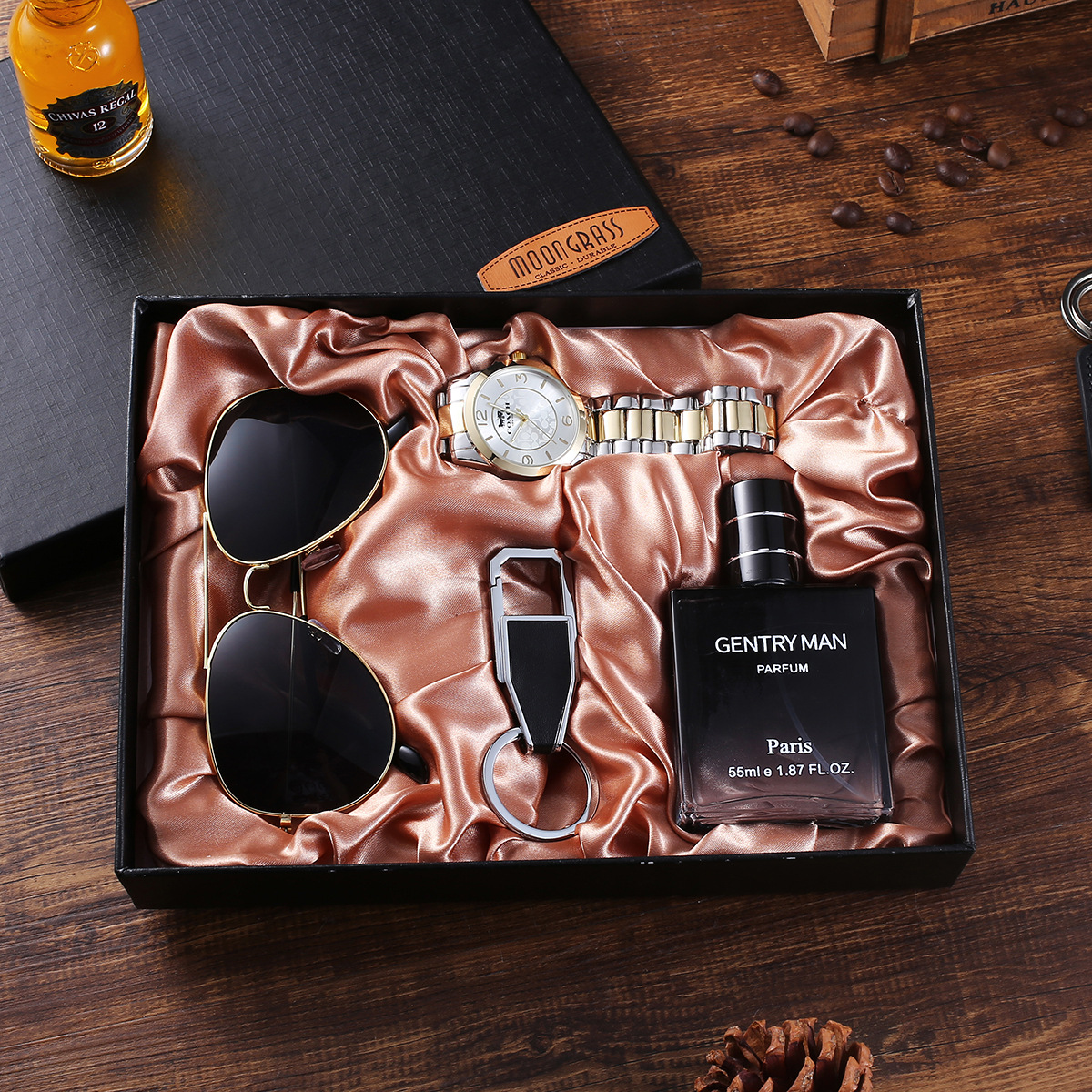 Legacy Boutique gift set belt Wallet tie quartz watch Set
