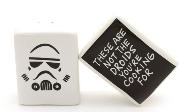 Storm Trooper Salt and Pepper Set