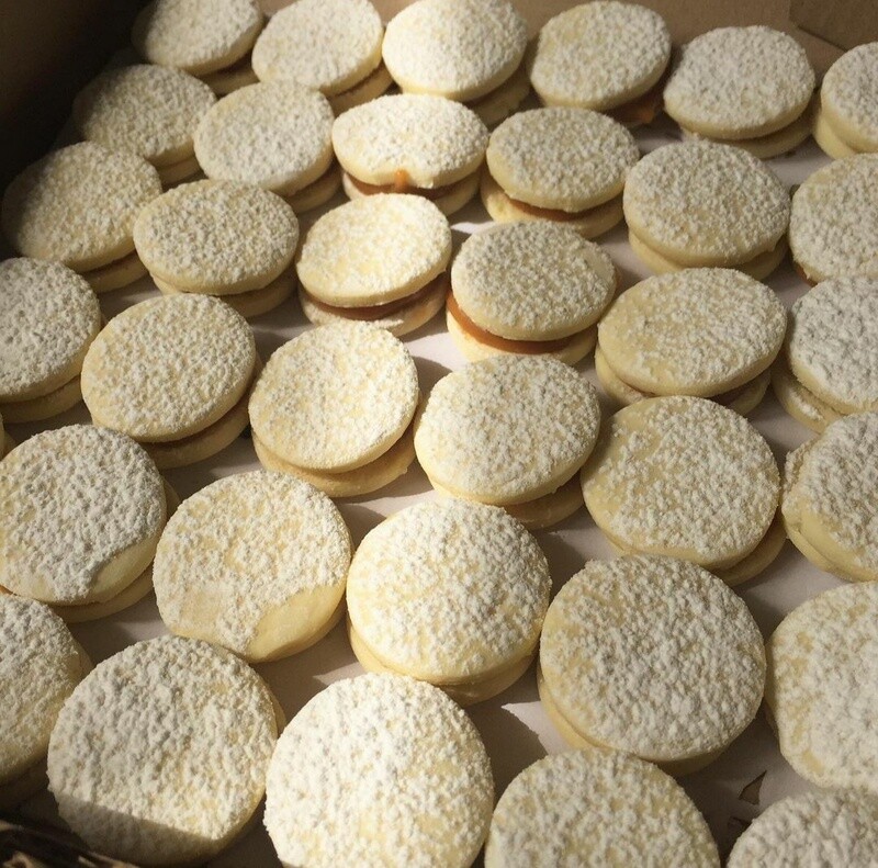 Box de 16 alfajores medianos