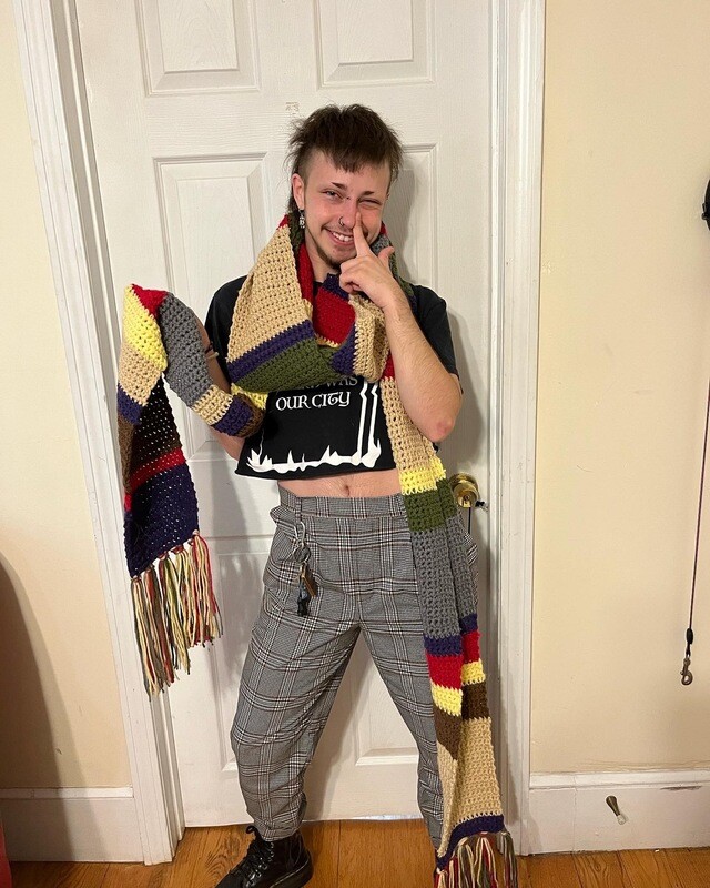 4th Doctor Scarf (NOT a custom item)