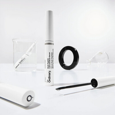THE ORDINARY- Suero Multipéptido para Cejas y Pestañas
