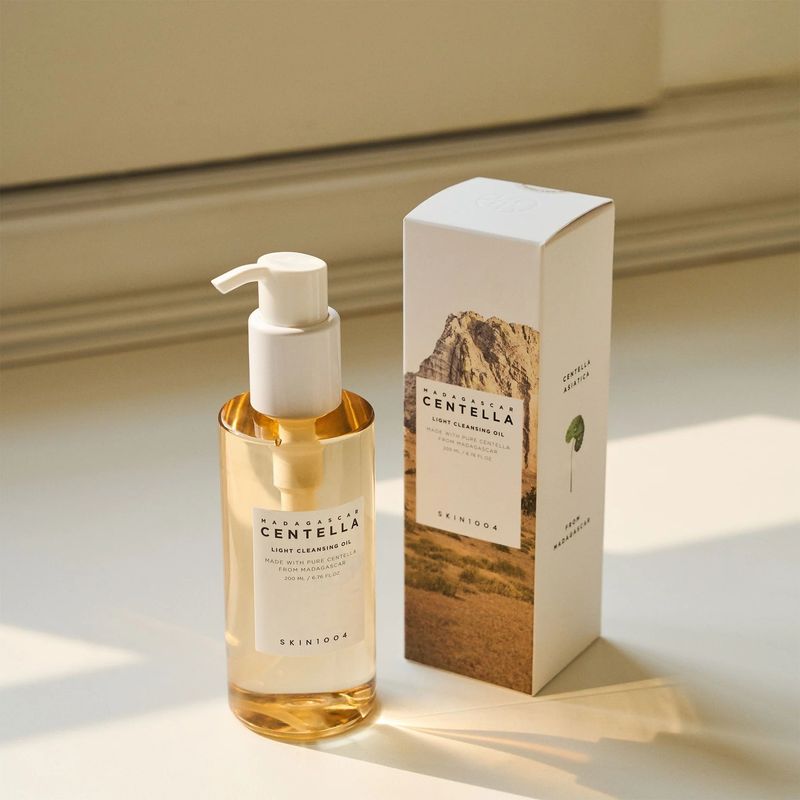 SKIN1004- Centella Light Cleasing Oil/ Limpiador en Aceite