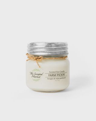 FARM PICKIN&#39; Soy Wax Candle