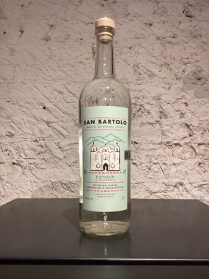 San Bartolo Mezcal, 100% Maguey Espadín Quiegolani Joven Mezcal Artesanal Oaxaca, Mexico (1L) San Bartolo Mezcal, 100% Maguey Espadín Quiegolani Joven Mezcal Artesanal Oaxaca, Mexico (1L)