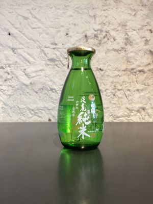 Hakutsuru Tanrei Junmai Sake Japan (180ml) Hakutsuru Tanrei Junmai Sake Japan (180ml)
