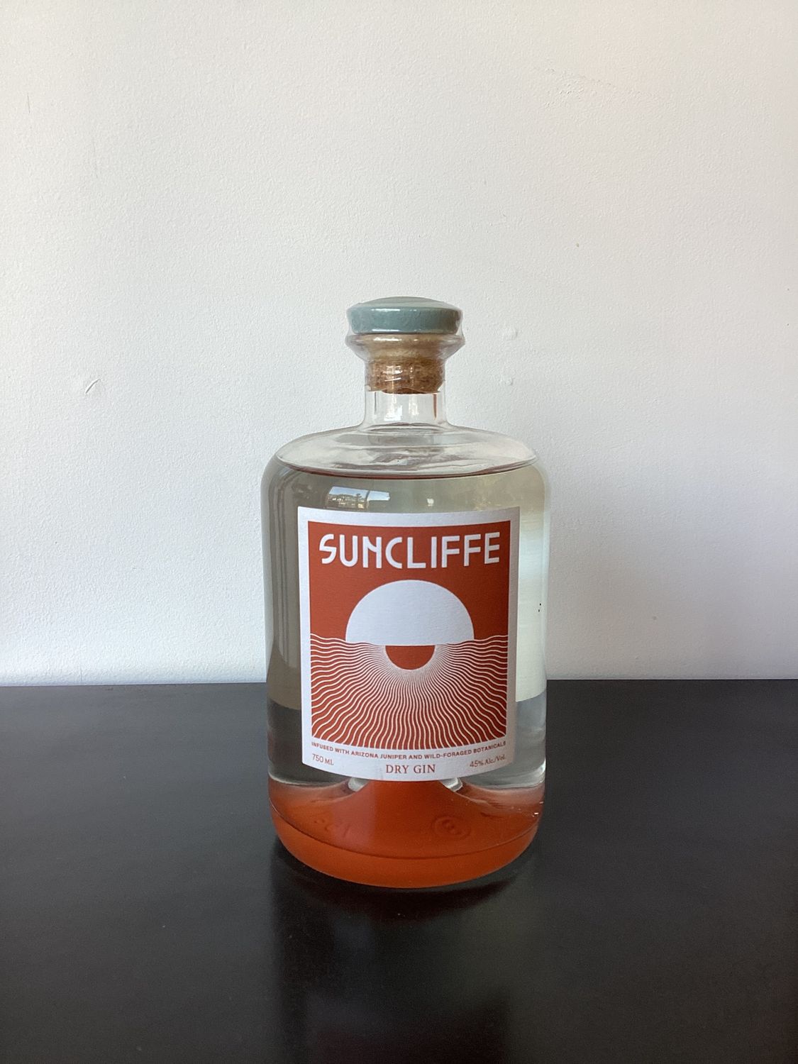 Suncliffe Dry Gin Arizona, USA (750ml)