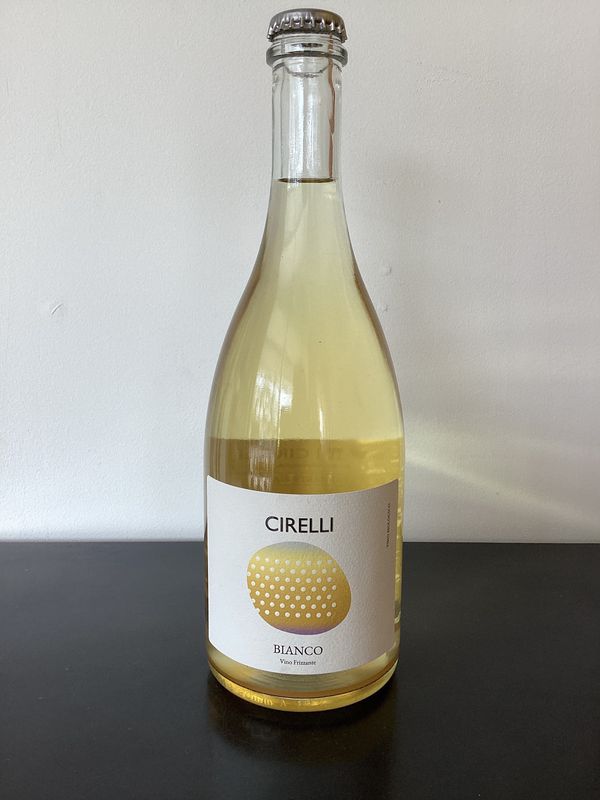 Azienda Agricola Cirelli Sparkling Bianco Abruzzo, Italy NV 750ml Azienda Agricola Cirelli Sparkling Bianco Abruzzo, Italy NV 750ml