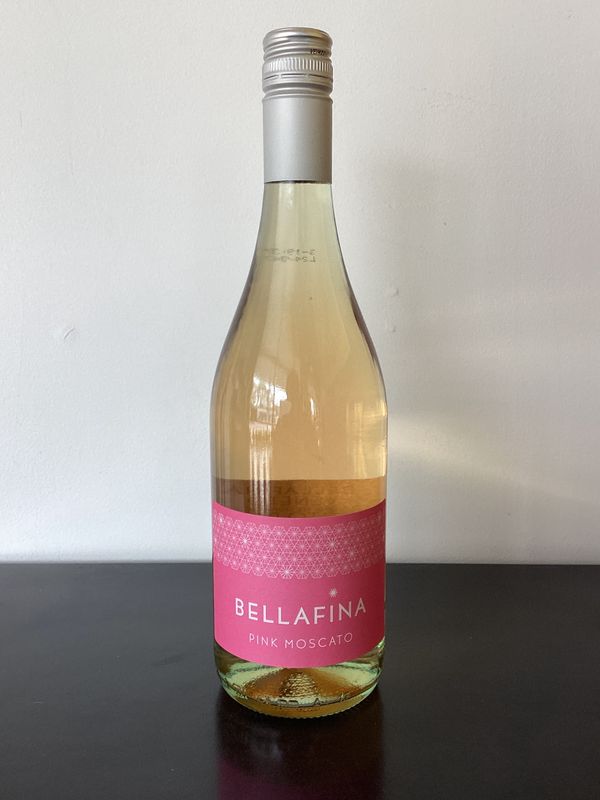 Bellafina Pink Moscato Delle Venezia, Veneto Italy NV (750ml) Bellafina Pink Moscato Delle Venezia, Veneto Italy NV (750ml)
