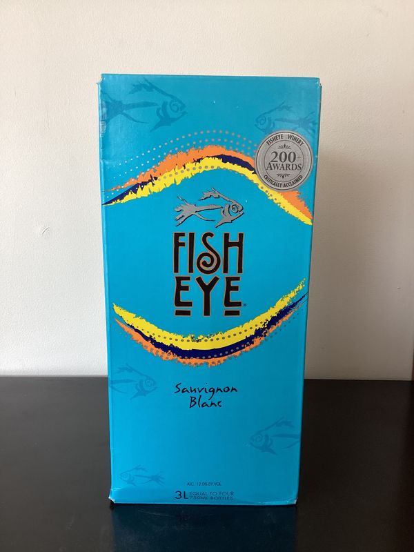 Fish Eye Sauvignon Blanc South Eastern Australia (Bag in a Box 3L) Fish Eye Sauvignon Blanc South Eastern Australia (Bag in a Box 3L)