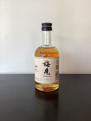 Jiangji Distillery 'MeiJian' Green Plum Wine China (330ml)