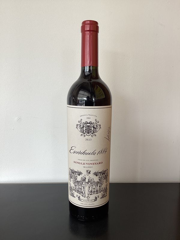 Bodegas Escorihuela Gascon Malbec Single Vineyard Valle de Uco Mendoza, Argentina 2023 (750ml) Bodegas Escorihuela Gascon Malbec Single Vineyard Valle de Uco Mendoza, Argentina 2023 (750ml)