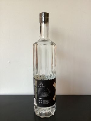 Yobo 'Luxe Soju California, USA (750ml)