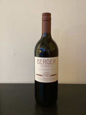 Weingut Erich & Maria Berger Zweigelt Niederosterreich, Austria 2023 (1L)