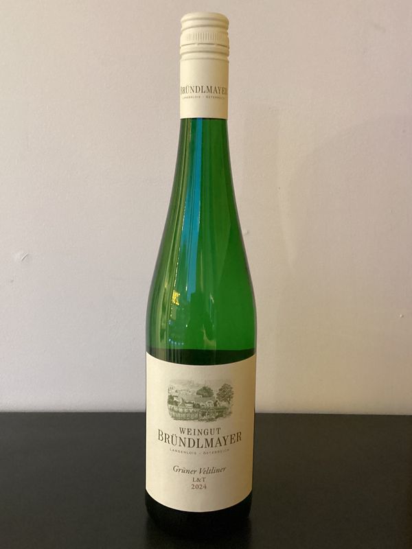 Weingut Brundlmayer 'L&T' Gruner Veltliner Niederosterreich, Austria 2024 (750ml) Weingut Brundlmayer 'L&T' Gruner Veltliner Niederosterreich, Austria 2024 (750ml)