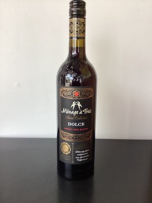 Menage a Trois Dolce Sweet Red Blend California, USA (750ml) Menage a Trois Dolce Sweet Red Blend California, USA (750ml)