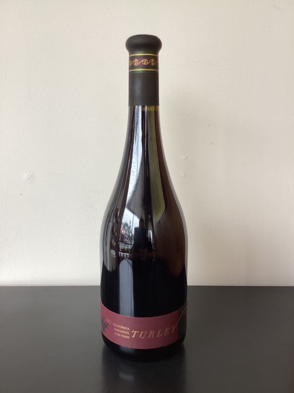 Turley Wine Cellars Old Vines Zinfandel California, USA 2022 (750ml)
