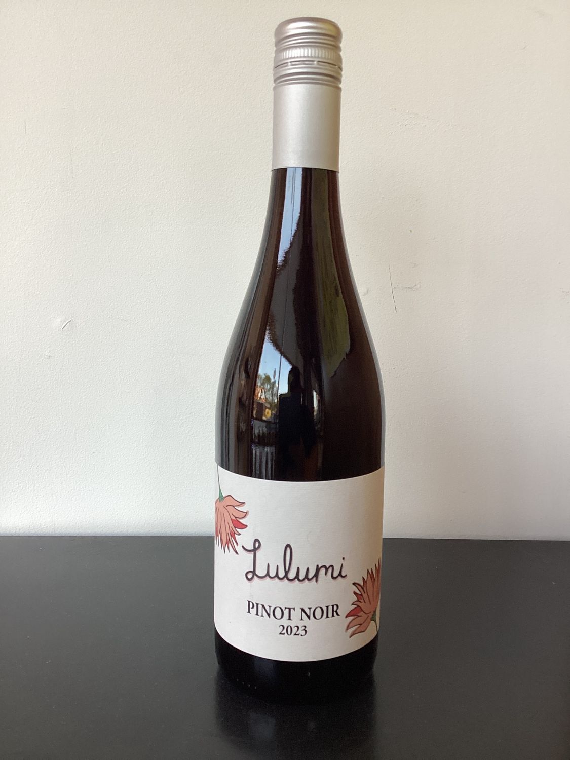 Lulumi Pinot Noir IGP Pays d'Oc, France 2023 (750ml) Lulumi Pinot Noir IGP Pays d'Oc, France 2023 (750ml)