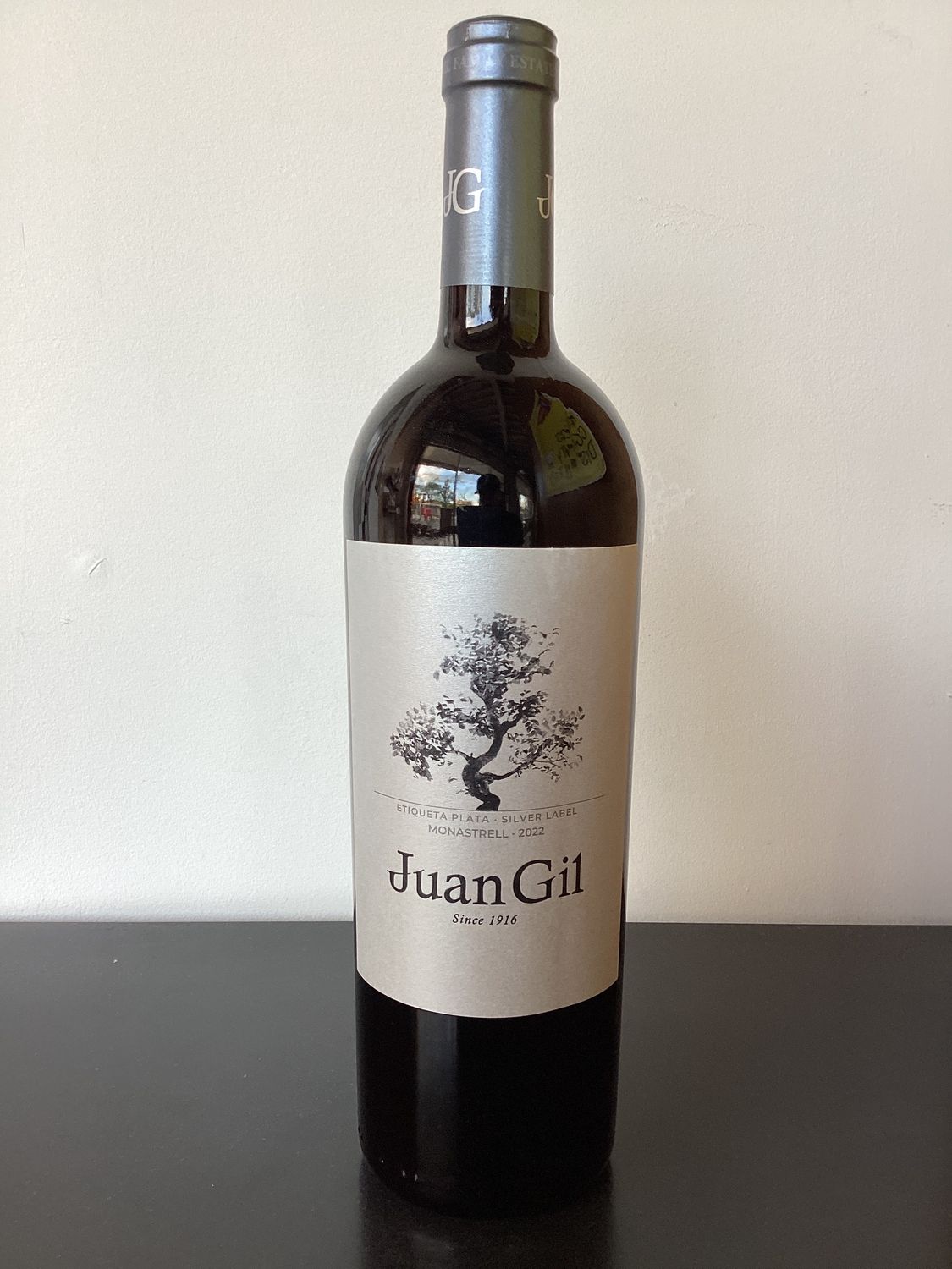 Bodegas Juan Gil Plata - Silver Label Jumilla, Spain 2022 (750ml)