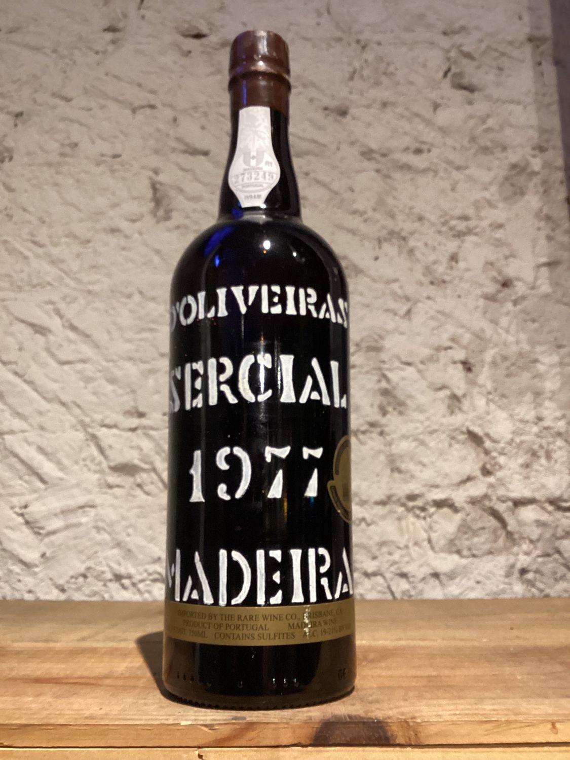 D'Oliveiras Sercial Vintage Madeira Portugal 1977 (750ml)