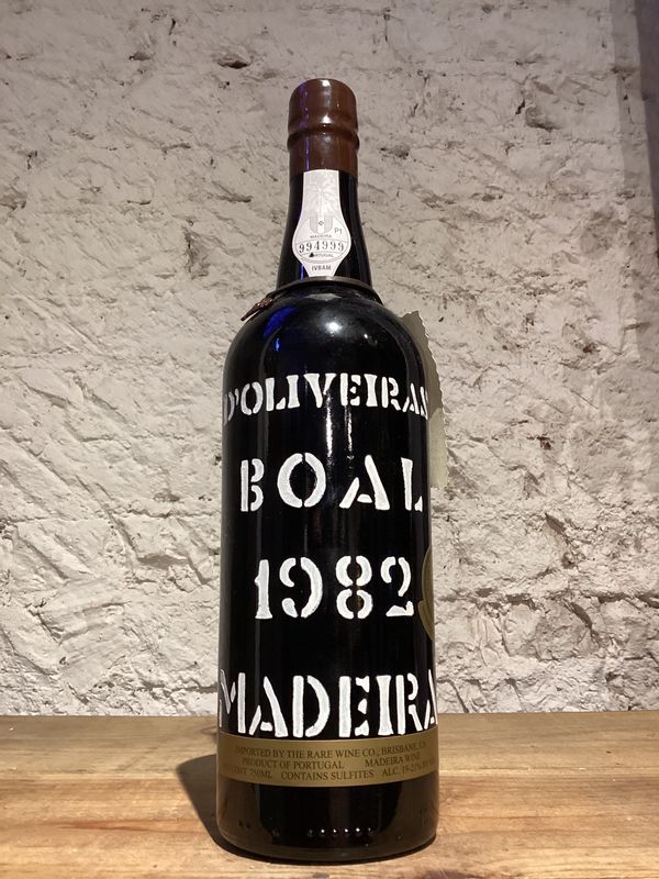 (1238 F3-C6) D'Oliveiras Boal Vintage Madeira Portugal 1982 (750ml)