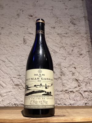 (2215 F1-B11) Mas de Daumas Gassac Cabernet Sauvignon Blend IGP Saint-Guilhem-le-Desert Cite d'Aniane, France 2022 (750ml)
