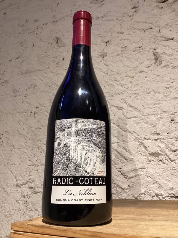 Radio-Coteau Pinot Noir "La Neblina" Sonoma Coast California, USA 2021 (750ml)