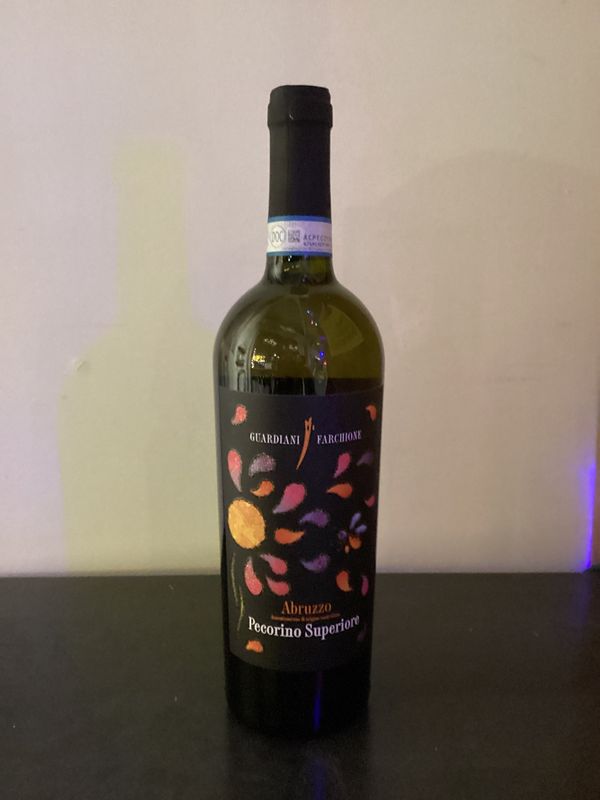 Guardiani Farchione Pecorino Superiore Abruzzo Italy 2022 (750ml)