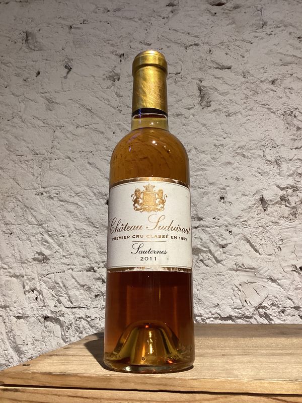 (1215 F1-B3) Chateau Suduiraut Sauternes, France 2011 (375ml)