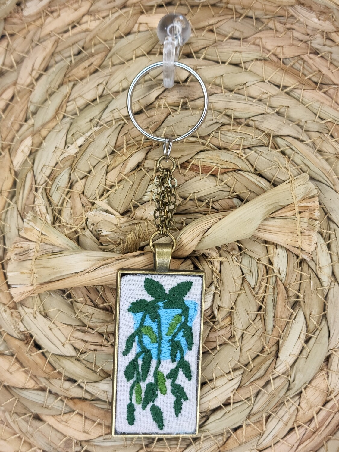Hanging Plant Keychain (hoya)